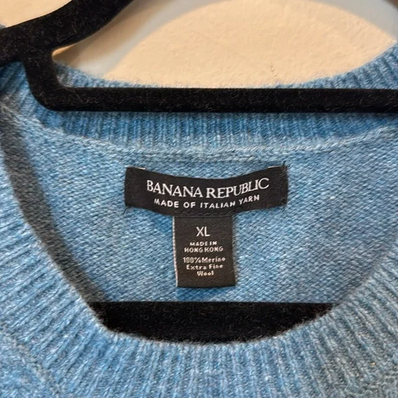 Banana Republic XL Men’s 100% Merino Wool Soft Blue Color - Picture 3 of 6